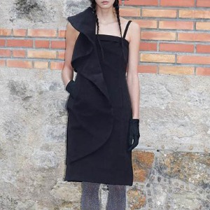 [LEE y. LEE y]Petal Black Dress. 페탈 블랙드레스.